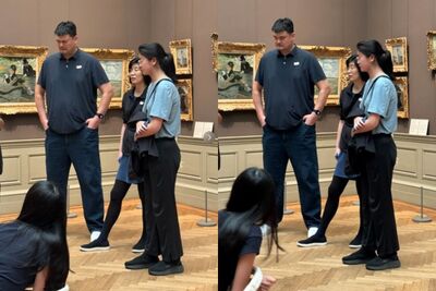 姚明16歲女兒近照曝光！網驚：高過爸爸肩膀，目測身高已破200cm
