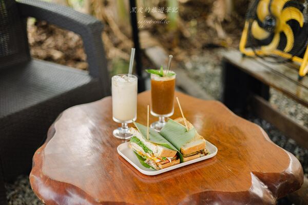 ▲▼飲咖啡都蘭山下香草園。（圖／黑皮的旅遊筆記授權提供）