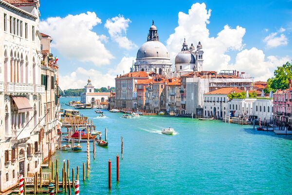 ▲▼義大利威尼斯,米蘭大教堂,聖母百花大教堂,Italo法拉利高速列車。（圖／東南旅遊提供）