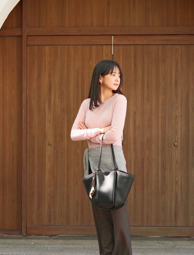 《鐵拳教育》金武烈老婆是誰？模範夫妻始於「一場意外告白」，尹昇娥的氣質穿搭值得學習！
