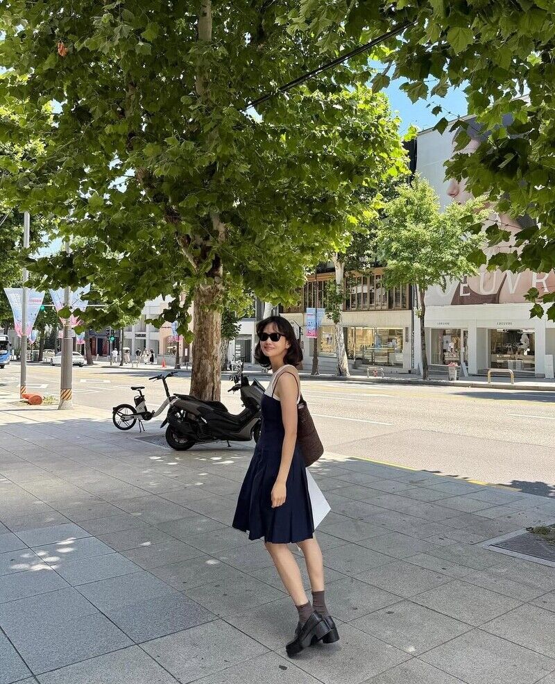 《鐵拳教育》金武烈老婆是誰？模範夫妻始於「一場意外告白」，尹昇娥的氣質穿搭值得學習！