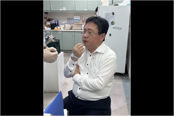 [新聞] 快訊／矢板明夫台中遭襲！男尾隨「重拳 - 八卦 - PTT.BEST 批踢踢爆文