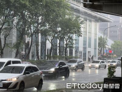 快訊/20縣市豪大雨特報「5地紫爆」 巴威颱風到家門口
