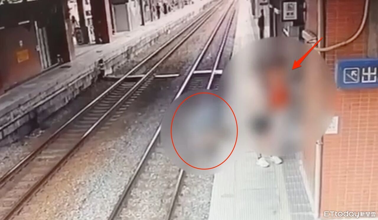 驚悚畫面曝!嬰兒車滑落台鐵月台「滿臉血」...站務員跳軌救人 | ETtoday社會新聞 | ETtoday新聞雲