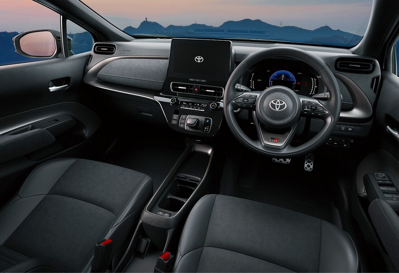 ▲TOYOTA推出新Aqua，還是日本最便宜的GR Sport。（圖／翻攝自TOYOTA）