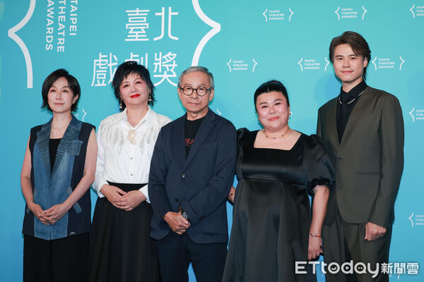 ▲▼臺北戲劇獎第二屆頒獎典禮-黃韻玲、王琄、吳念真、林美秀、吳定謙。（圖／記者周宸亘攝）
