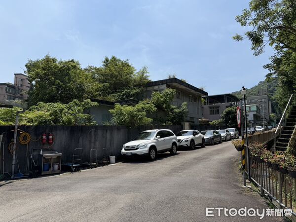 ▲▼       內湖廢墟      。（圖／記者項瀚攝）