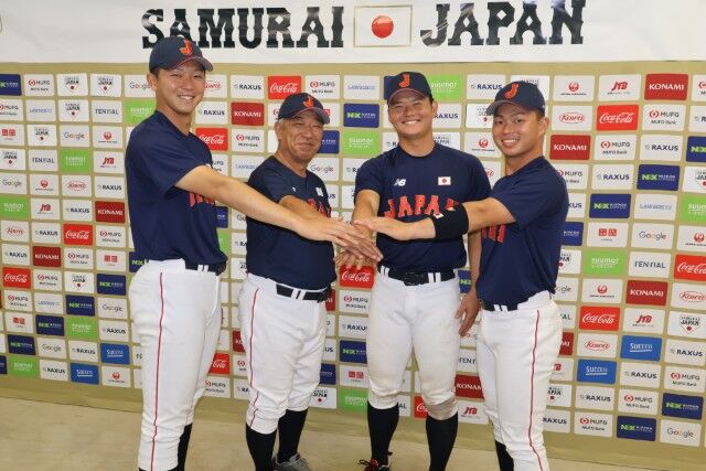 ▲日本大學代表隊鈴木泰成（青山學院大，左起）、鈴木英之總教練、渡部海（青山學院大）、榊原七斗（明治大）。（圖／日本武士官網）