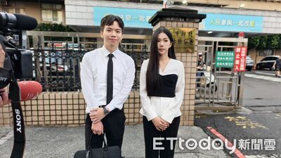昔幫張家辯護挨酸!律師比YA嗨喊「家寧無罪」 掀熱議親回:可以罵我