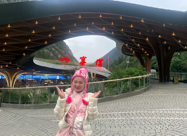 ▲白冰冰前往九寨溝旅遊。（圖／長興影視）