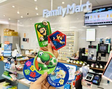 全家「瑪利歐周邊」免費送！買飲料冰品送杯墊、加價29元換吊飾
