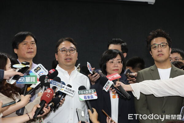 致癌油風波！桃市府稱均未使用「急轉彎」13校受影響　黃世杰籲公布