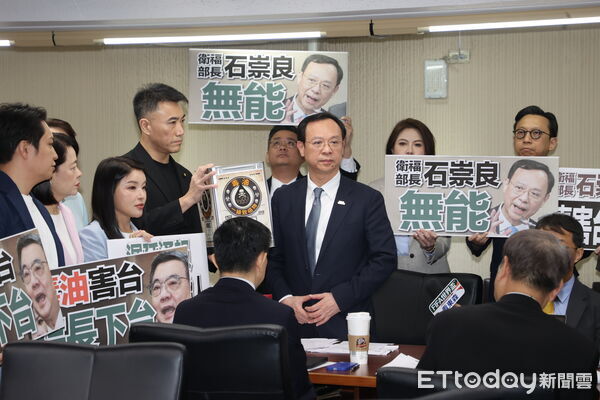 ▲▼衛福部長石崇良   。（圖／記者徐文彬攝）
