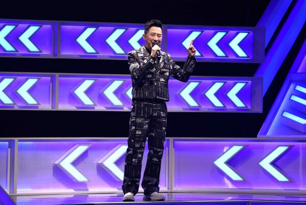 ▲▼「原棒協F3成員」王勝偉、陳鏞基、林智勝，上哈林主持公視《哈！真相大白了》宣傳公益高爾夫球賽。（圖／公視提供）