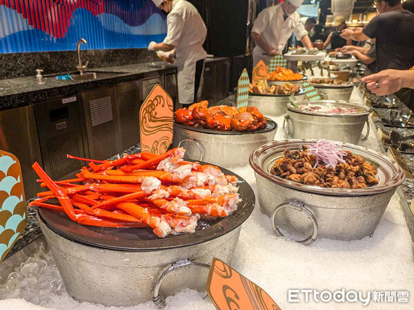 ▲▼旭集台中店15道限定料理一次看。（圖／記者黃士原攝）
