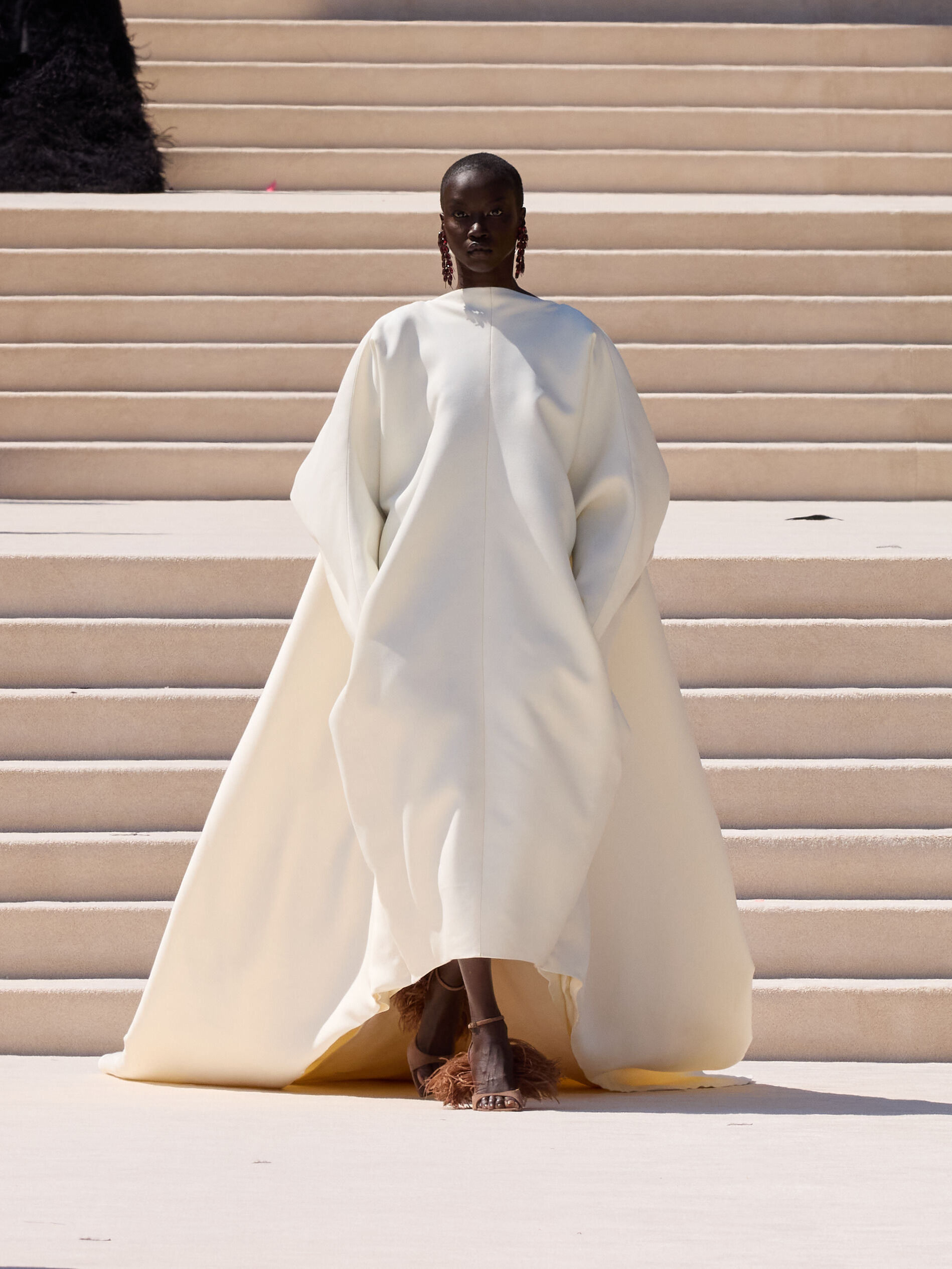 ▲▼    balenciaga    。（圖／品牌提供）
