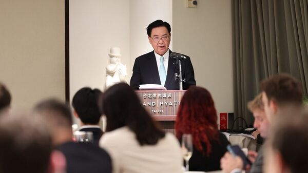 吳釗燮：中國大量部署海警船艦構成全新挑戰　威脅台日菲全島鏈