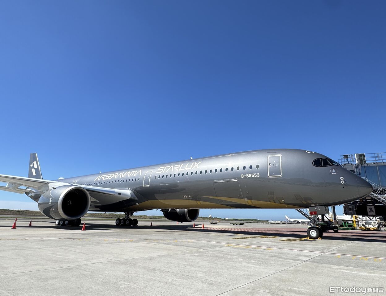 星宇航空藝術機「空山銀」12日首航東京 主題備品10月上線 | ETtoday生活新聞 | ETtoday新聞雲