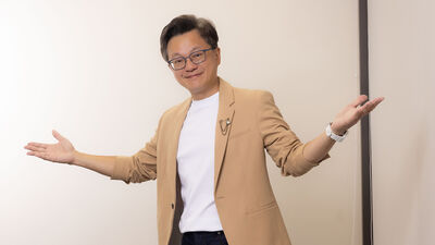 戴立綱每天早上7點陪母復健! 揭30年不倦怠秘訣:開心過生活