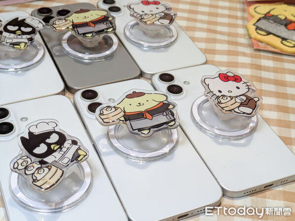 ▲「點點心」暑假與Hello Kitty、布丁狗、酷企鵝聯名，推出「萌友來點心」活動。（圖／記者黃士原攝）