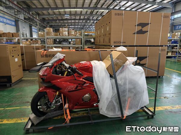 ▲▼ 張雪機車創始人 張雪、工廠內外觀、出貨、機車            。（圖／記者任以芳攝）