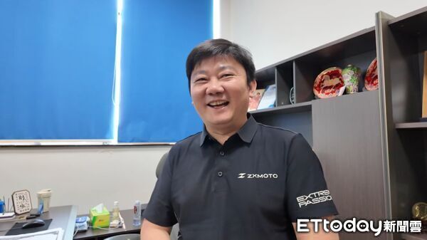 ▲ 張雪機車創始人張雪親自宣布台開店時間表：最晚不超過明年（2027年） 。（圖／記者任以芳攝）