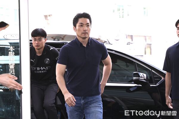 ▲▼ 蔣萬安出席臺北市政府巴威颱風工作會報,蔣萬安       。（圖／記者徐文彬攝）