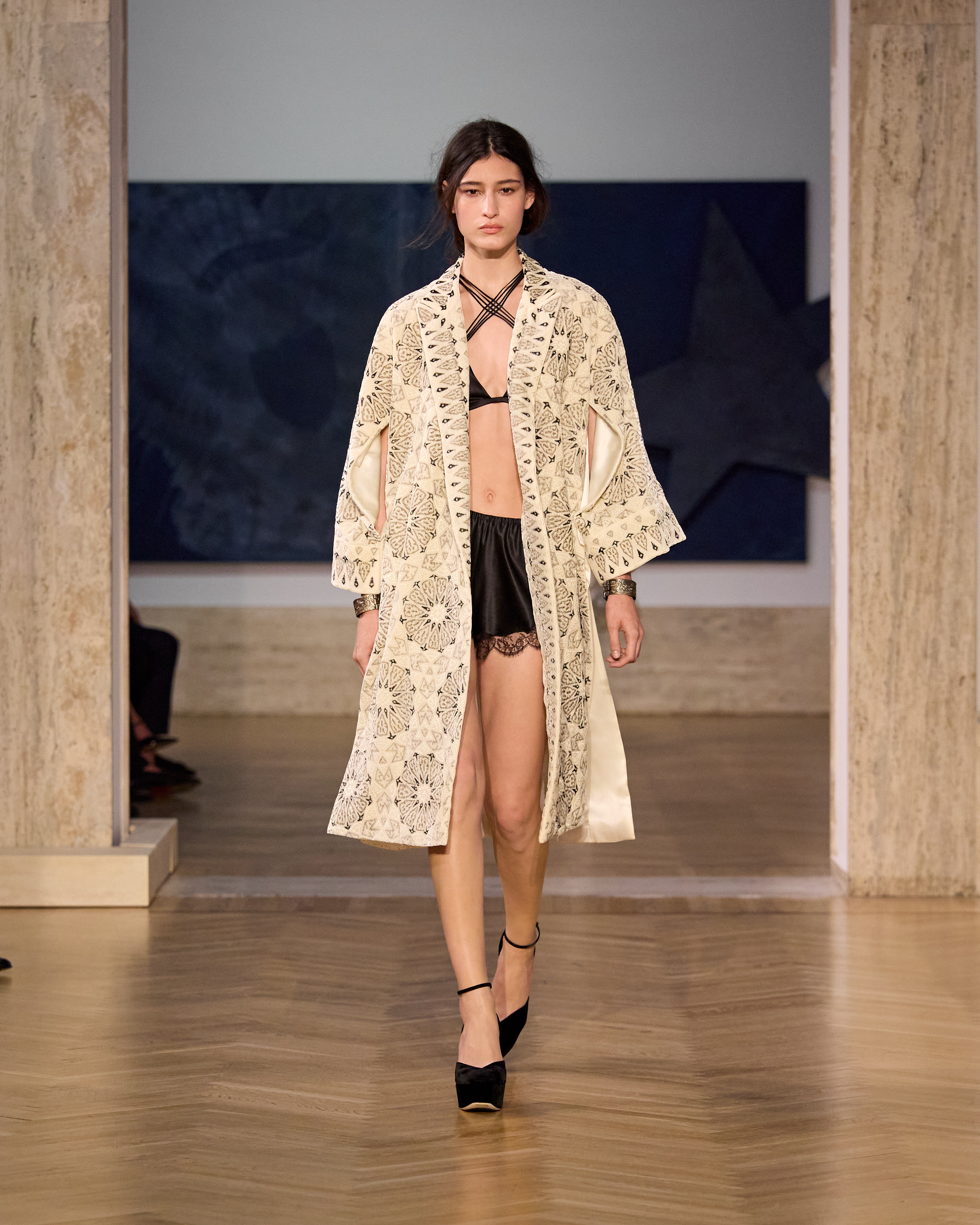 ▲▼    fendi      。（圖／品牌提供）