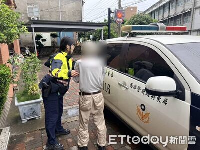 屏東阿北颱風夜出門採買迷路!警請他吃東西 再送他返家