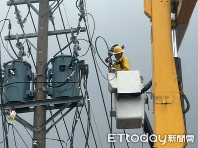 巴威肆虐嘉義逾5千戶停電!緊急搶修中 仍有3900戶無電可用