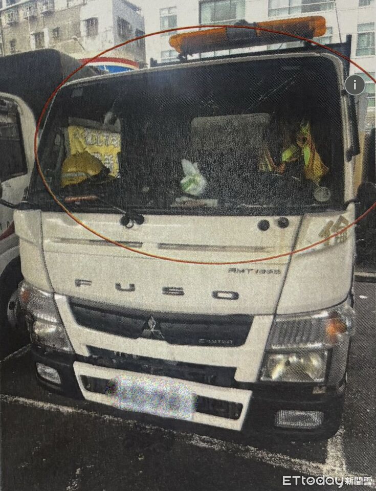 北市男個人物品放市高橋下!清潔隊防颱清除...他竟砸毀垃圾車 | ETtoday社會新聞 | ETtoday新聞雲