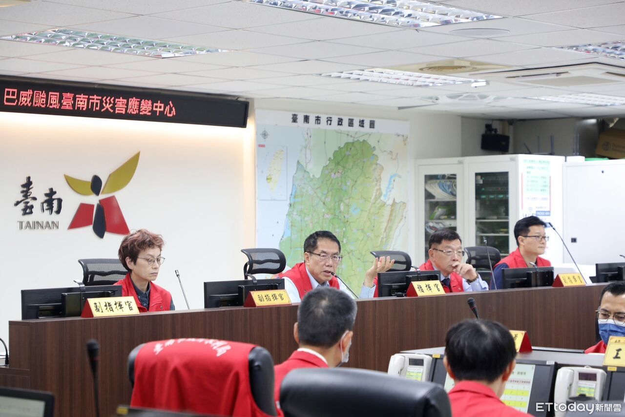 巴威外圍環流狂掃台南!沿海恐飆10級強風 黃偉哲籲別掉以輕心 | ETtoday地方新聞 | ETtoday新聞雲