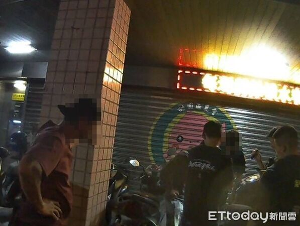 ▲颱風夜民眾酒後起口角，快打部隊依法予以管束，並將鬧事1男1女帶返所內管束。（圖／桃園警分局提供）