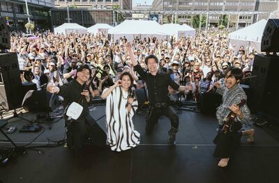 林昶佐帶頭飆唱! 台灣文化登芬蘭赫爾辛基吸引逾5萬人次