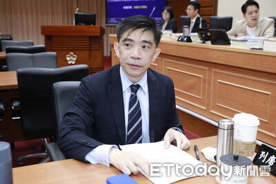 要許輔撤職、姜至剛下台　國民黨批政府下架油品竟憂心牽連業者