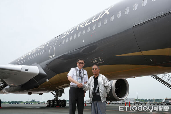 ▲▼星宇航空藝術機STARLUX AIRSORAYAMA SILVER今首航東京。（圖／星宇航空提供）