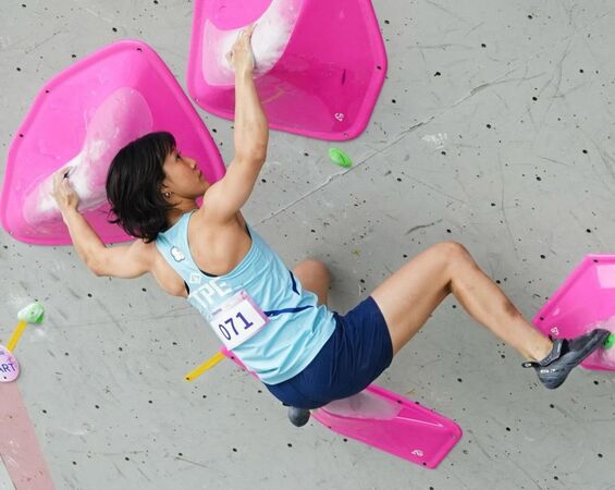 攀岩選手姚廷蓁在社群發文表示，自己辛苦取得了亞運參賽資格，運動部卻不派隊參賽，引發議論。（翻攝自姚廷蓁臉書）