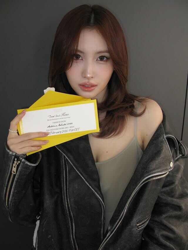 想換髮色先看她！TWICE Momo 6款顯白髮色靈感推薦，解鎖韓系氛圍感的秘密