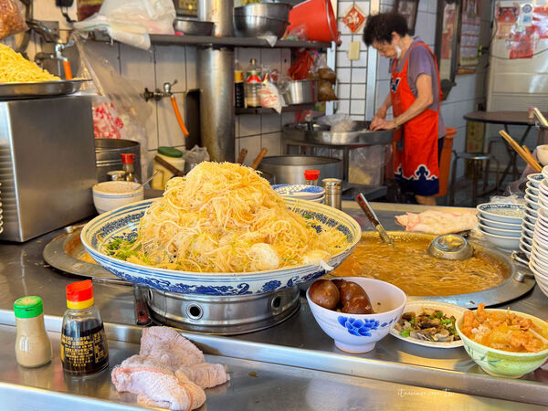 ▲▼煌明假魚肚。（圖／部落客台南好Food遊授權提供）
