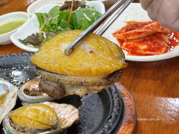 ▲▼明珍鮑魚。（圖／部落客台南好Food遊授權提供）
