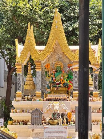 ▲▼Savoey @The Mercury Ville at Chidlom+九大神明祈福。（圖／VIVIYU小世界授權提供）