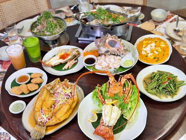 ▲▼Savoey @The Mercury Ville at Chidlom+九大神明祈福。（圖／VIVIYU小世界授權提供）