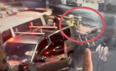 轉院遇劫!彰化休旅車與救護車碰撞再撞電桿 4人受傷