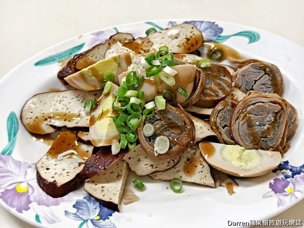 ▲▼日新牛肉麵。（圖／部落客DARREN蘋果樹旅遊玩樂誌授權提供）