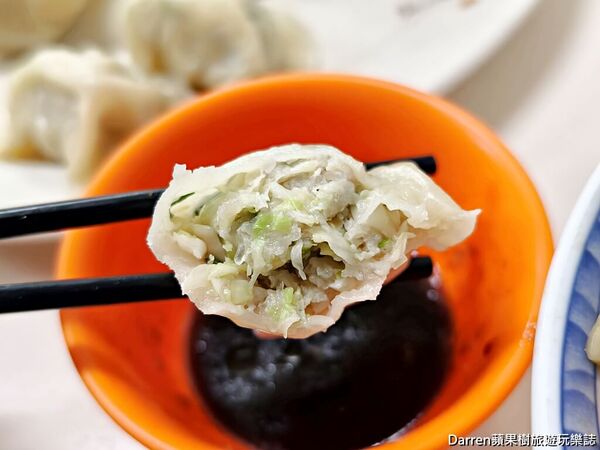 ▲▼日新牛肉麵。（圖／部落客DARREN蘋果樹旅遊玩樂誌授權提供）