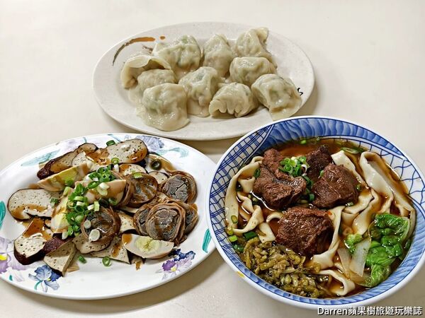 ▲▼日新牛肉麵。（圖／部落客DARREN蘋果樹旅遊玩樂誌授權提供）