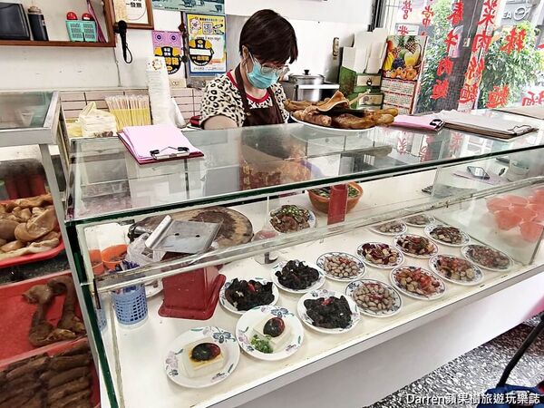 ▲▼日新牛肉麵。（圖／部落客DARREN蘋果樹旅遊玩樂誌授權提供）