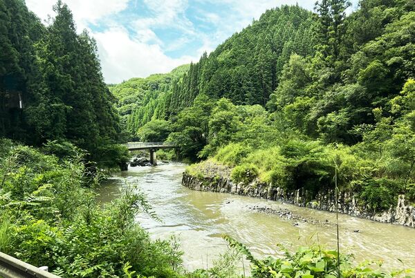 七成面積是山林！九州大分7種消暑玩法　水中鐘乳洞吹天然冷氣