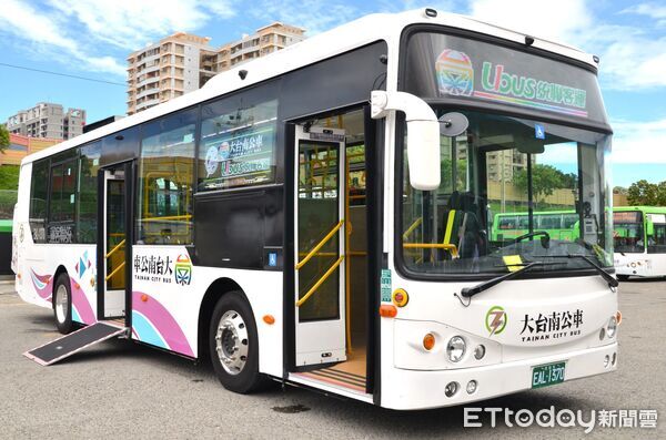 ▲統聯客運採購36輛金龍電動公車，首批6輛率先投入台南市區公車0、6及103路營運。（記者林東良翻攝，下同）