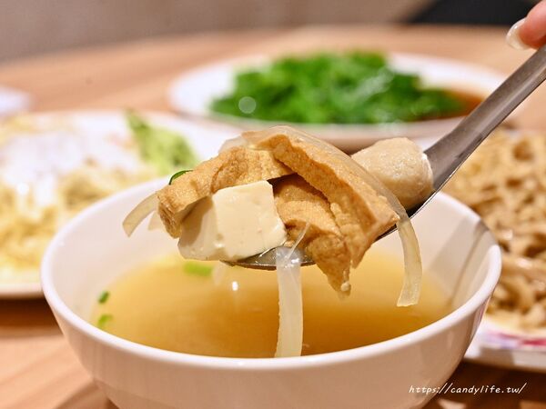 ▲▼崇文嘉義涼麵台中美村店。（圖／糖糖`s 享食生活授權提供）